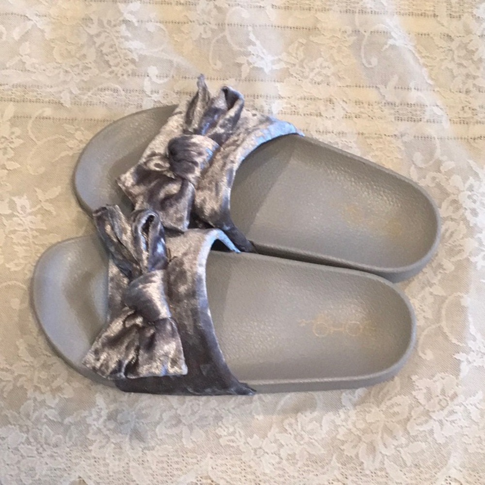 Soho Slides - Picture 2 of 4